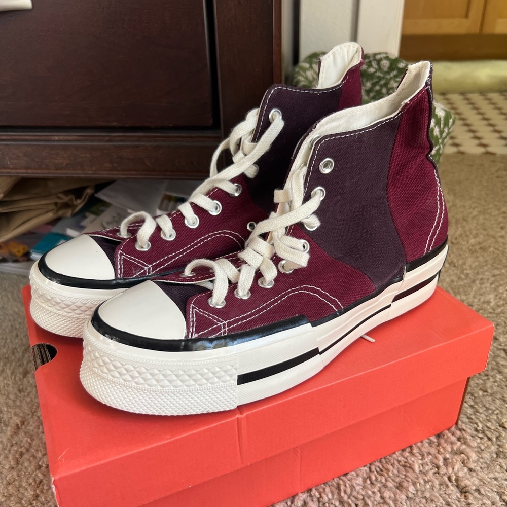 Converse Chuck 70 Plus in Dark Beetroot SIZE 7.5/9.5